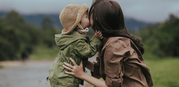 Hallgasd meg, hogy megértsd őt – a figyelem ereje