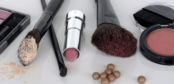 Így hat a lelkünkre a sminkelés
