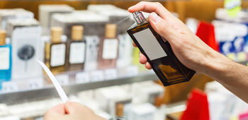 Mi a különbség a könnyű és a nehéz virágos illatok között?