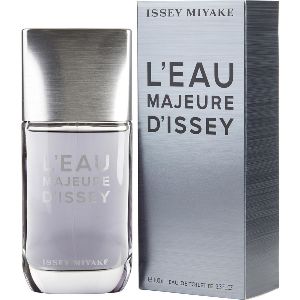 Issey Miyake - L'Eau Majeure D'Issey eau de toilette parfüm uraknak