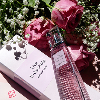 Givenchy - Live Irresistible Blossom Crush eau de toilette parfüm hölgyeknek