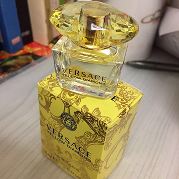 Versace - Yellow Diamond szett I. eau de toilette parfüm hölgyeknek