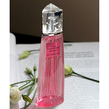 Givenchy - Live Irresistible Rosy Crush eau de parfum parfüm hölgyeknek